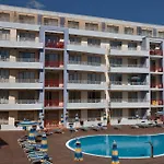 In Plaza ساني بيتش