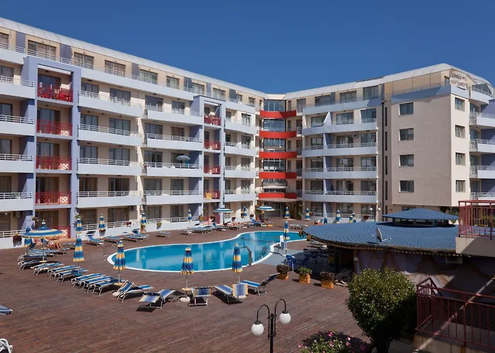 In Plaza アパート