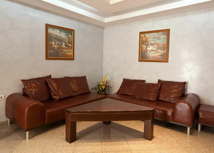 Apartment In Plaza